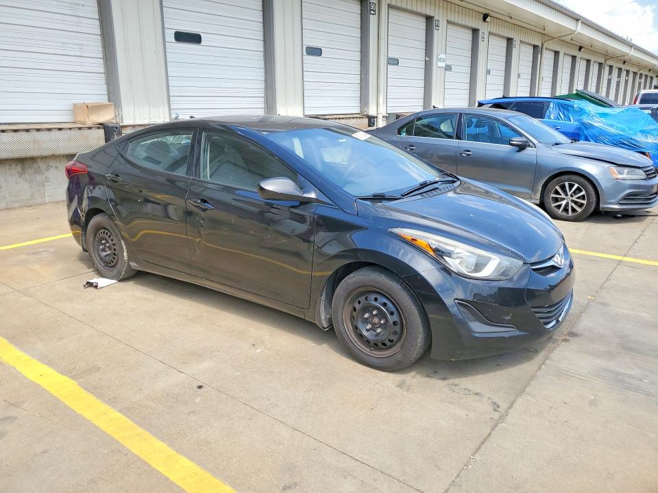 Продажа на аукционе авто 2016 Hyundai Elantra, vin: 5NPDH4AE4GH793621, номер лота: 67118046