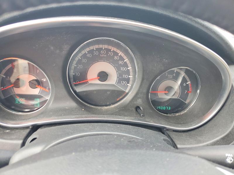 2011 Chrysler 200 მანქანა იყიდება აუქციონზე, vin: 1C3BC1FG1BN519806, აუქციონის ნომერი: 63694576