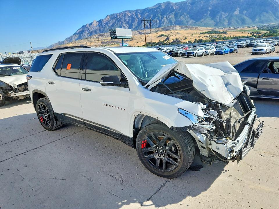 Продаж на аукціоні авто 2018 Chevrolet Traverse, vin: 1GNEVJKW6JJ128132, номер лоту: 65386376