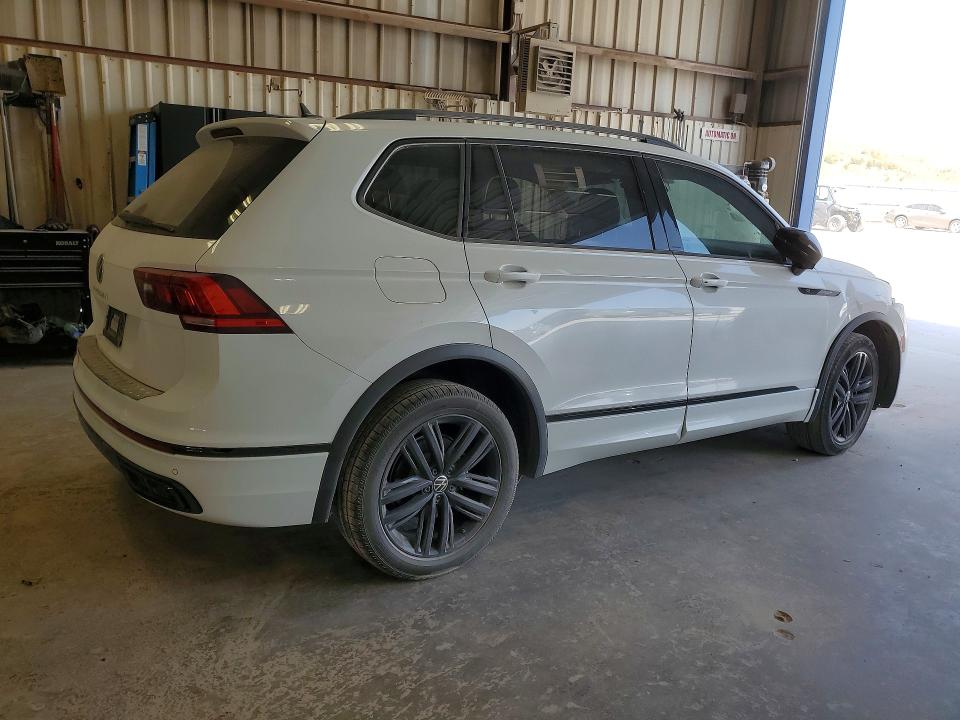 2022 Volkswagen Tiguan მანქანა იყიდება აუქციონზე, vin: 3VVCB7AX8NM135017, აუქციონის ნომერი: 66836456
