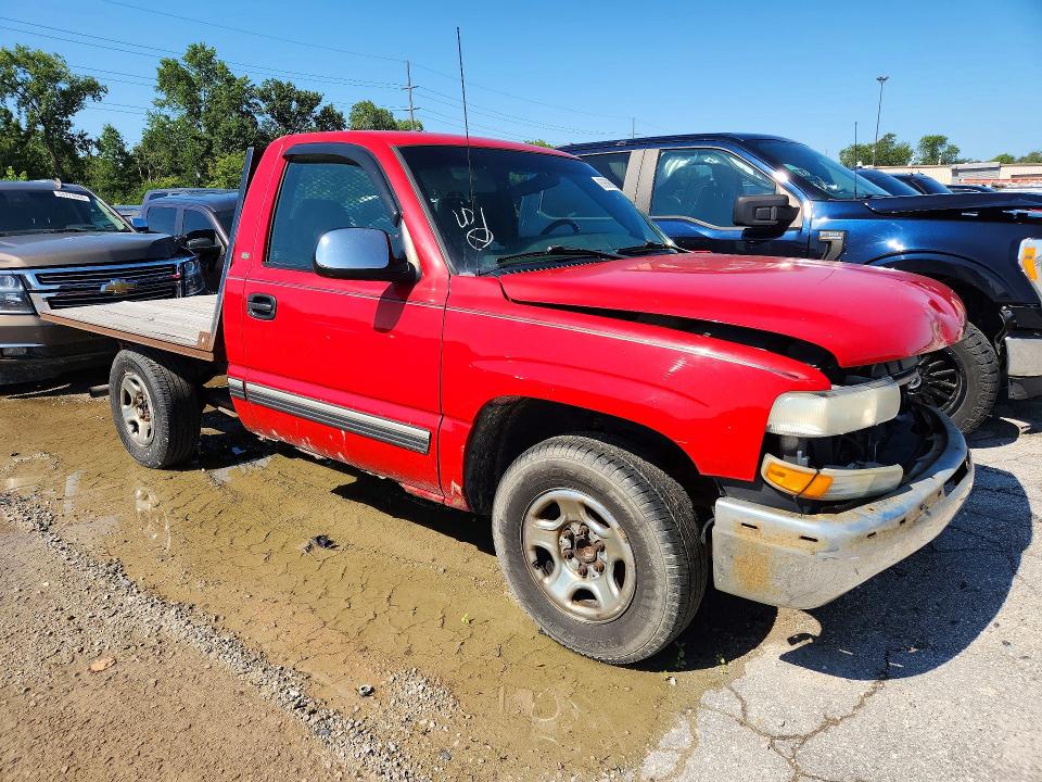 Продаж на аукціоні авто 2002 Chevrolet Silverado, vin: 1GCEC14W12Z210557, номер лоту: 63696886