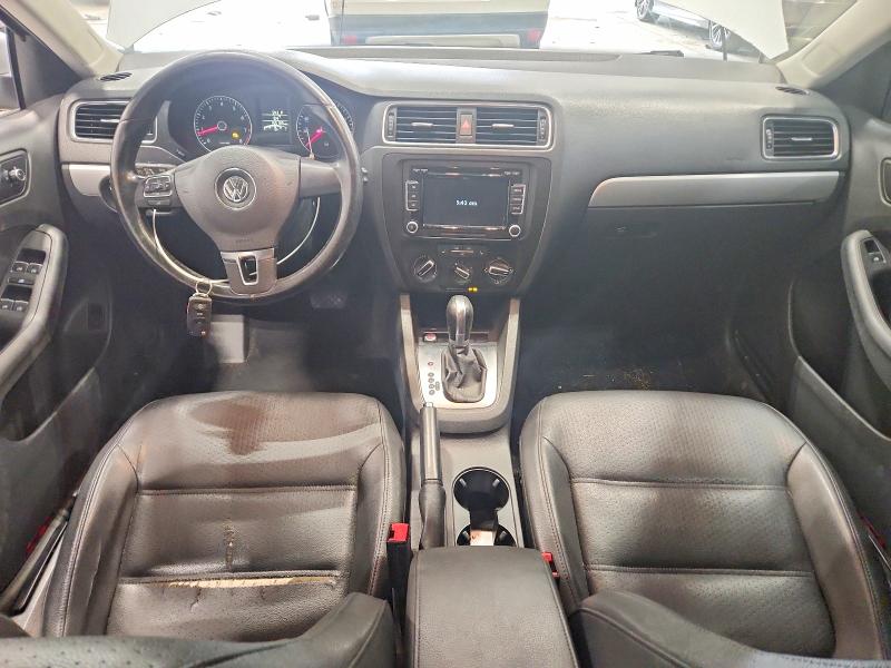 64436566 :رقم المزاد ، 3VWD07AJ5EM393464 vin ، 2014 Volkswagen Jetta مزاد بيع