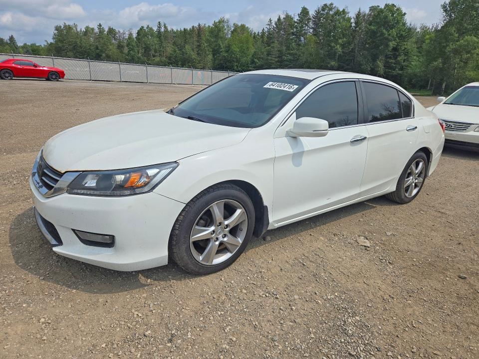 Продажа на аукционе авто 2015 Honda Accord, vin: 1HGCR2F87FA803131, номер лота: 64102416
