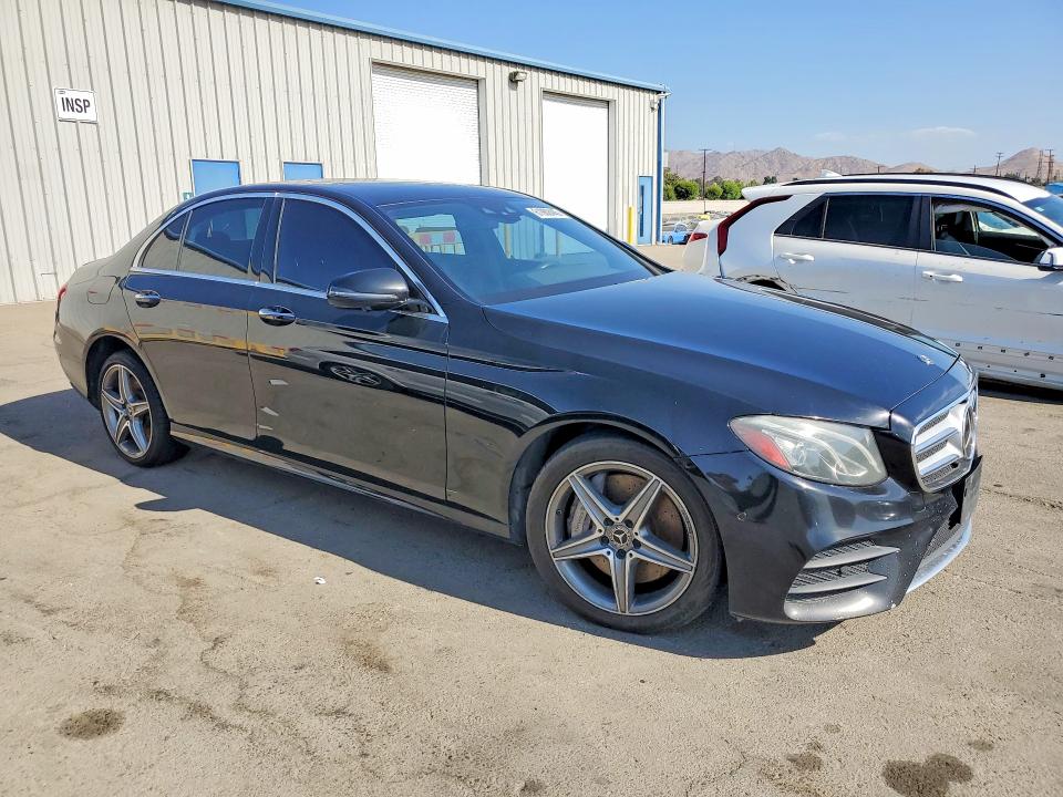 Aukcja sprzedaży 2019 Mercedes-benz E, vin: WDDZF6JB3KA520284, numer aukcji: 61902446