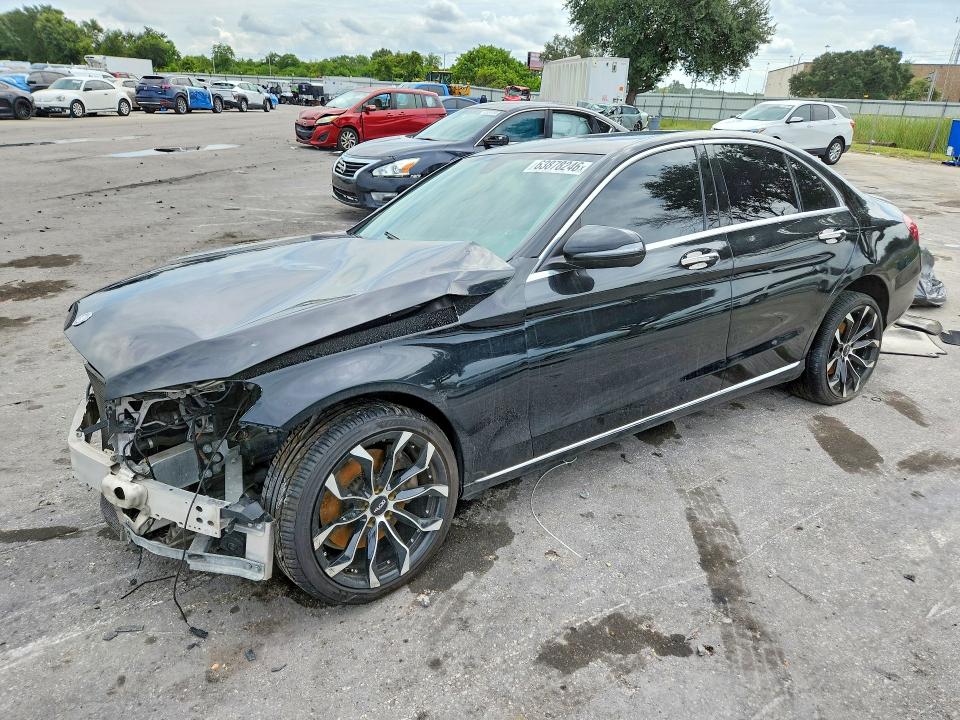 63878246 :رقم المزاد ، 55SWF4JB0GU101453 vin ، 2016 Mercedes-benz C مزاد بيع