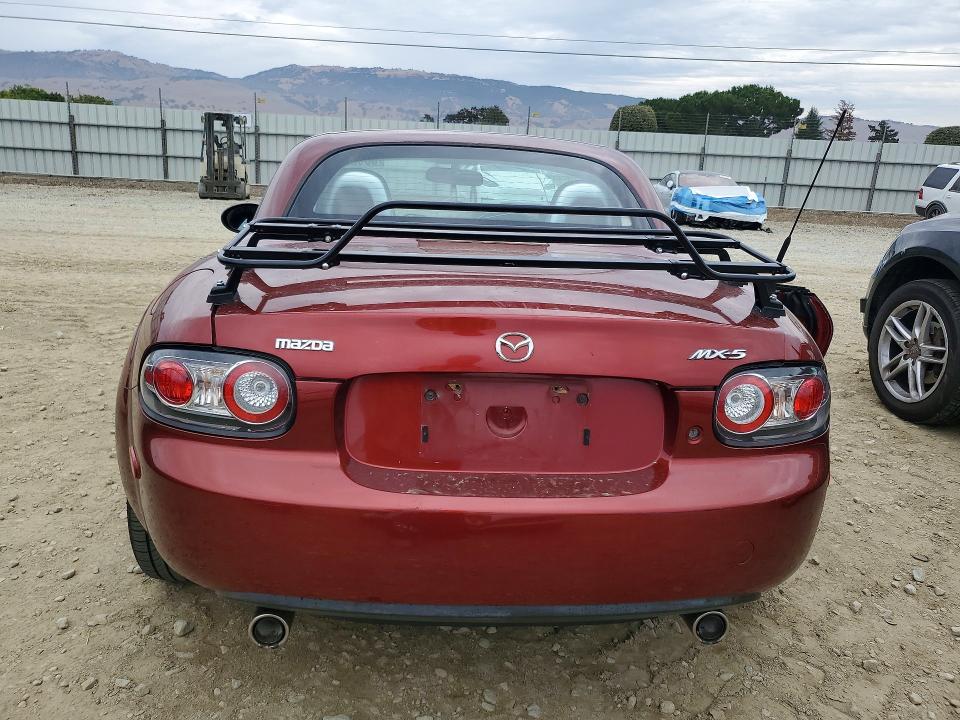 66989846 :رقم المزاد ، JM1NC26F180154135 vin ، 2008 Mazda Mx-5 Miata مزاد بيع