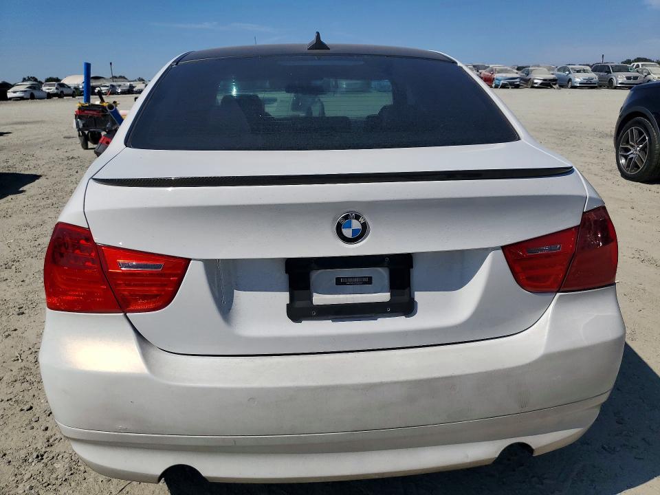 65167276 :رقم المزاد ، WBAPN7C59BA782101 vin ، 2011 Bmw 335 مزاد بيع
