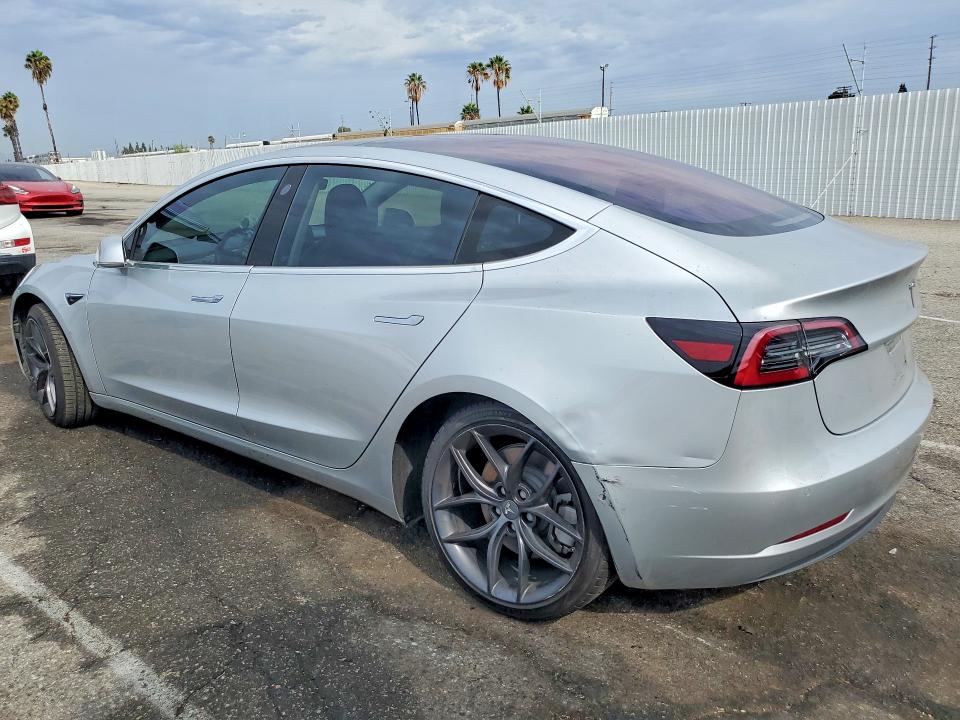 Продажа на аукционе авто 2018 Tesla Model 3, vin: 5YJ3E1EA3JF009722, номер лота: 66711576
