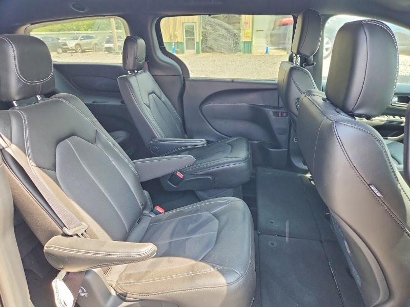 Auction sale of the 2025 Chrysler Pacifica, vin: 2C4RC1BG6SR546082, lot number: 66168466