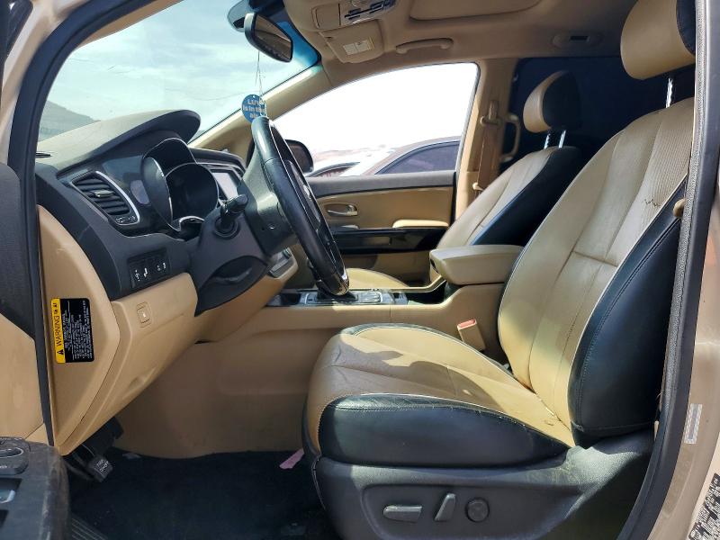 64474806 :رقم المزاد ، KNDME5C11F6038539 vin ، 2015 Kia Sedona مزاد بيع