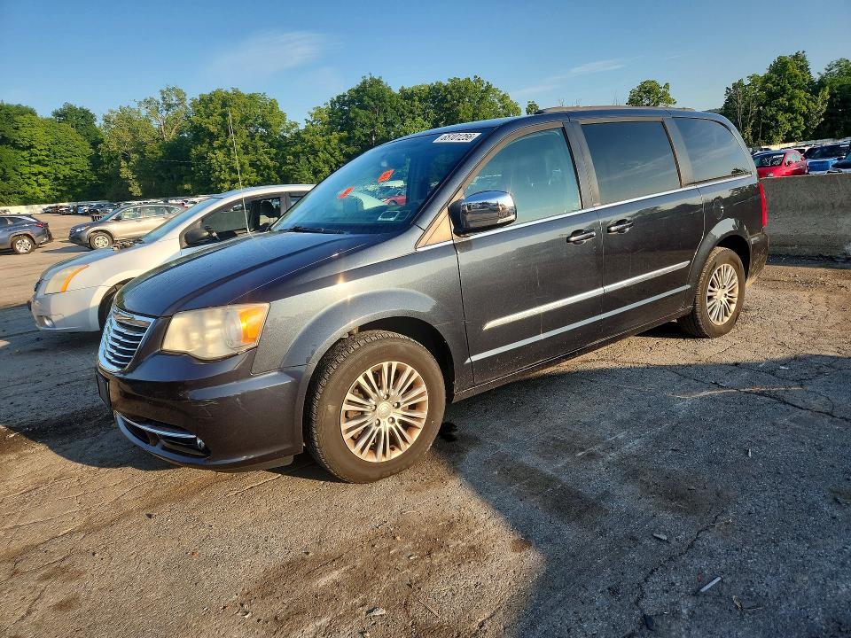 65101256 :رقم المزاد ، 2C4RC1CG1ER250163 vin ، 2014 Chrysler Town & Country مزاد بيع