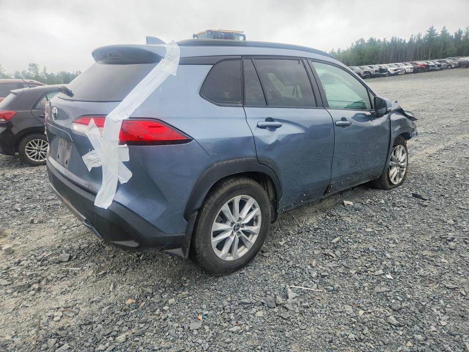 65492836 :رقم المزاد ، 7MUBAABGXNV033359 vin ، 2022 Toyota Corolla Cross مزاد بيع