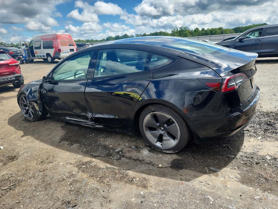 2022 Tesla Model 3 მანქანა იყიდება აუქციონზე, vin: 5YJ3E1EA5NF370214, აუქციონის ნომერი: 63897006