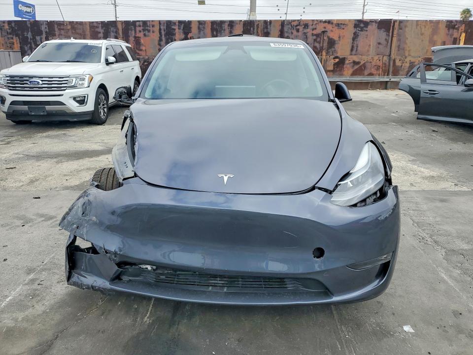 2023 Tesla Model Y მანქანა იყიდება აუქციონზე, vin: 7SAYGDEE6PF889931, აუქციონის ნომერი: 63597036