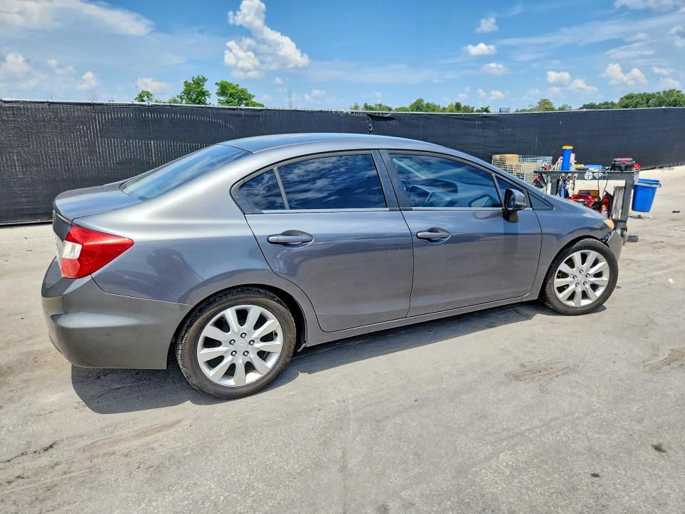 Продажа на аукционе авто 2012 Honda Civic, vin: 2HGFB2F50CH303381, номер лота: 65827396