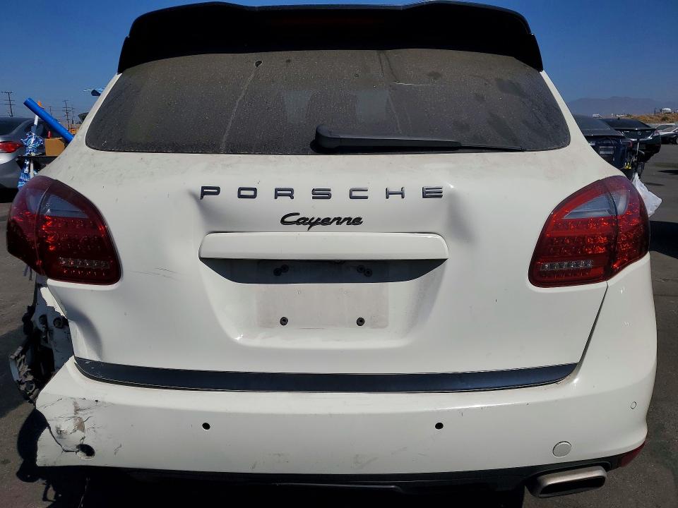 63900146 :رقم المزاد ، WP1AA2A26BLA09718 vin ، 2011 Porsche Cayenne 4d مزاد بيع