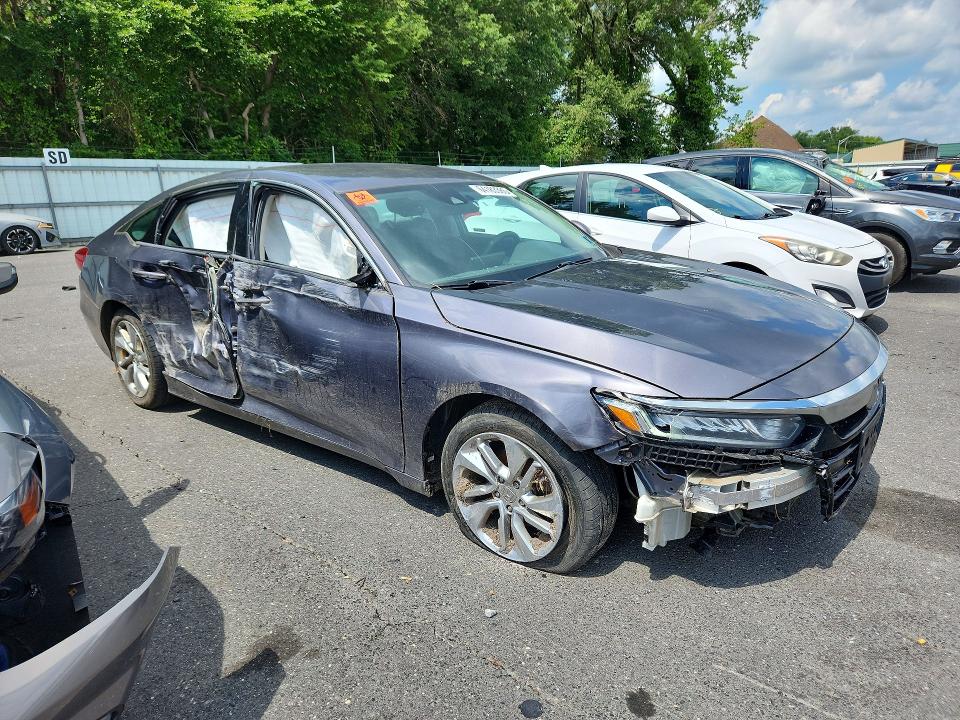 2018 Honda Accord მანქანა იყიდება აუქციონზე, vin: 1HGCV1F11JA233015, აუქციონის ნომერი: 64183386