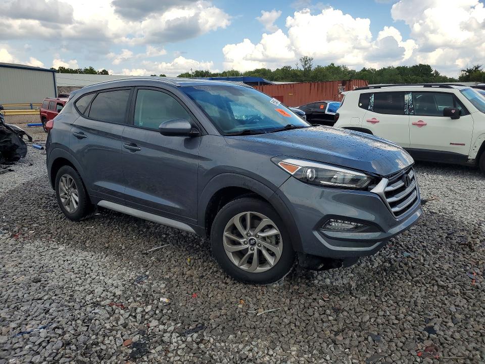 Продажа на аукционе авто 2018 Hyundai Tucson, vin: KM8J33A44JU615221, номер лота: 65106236