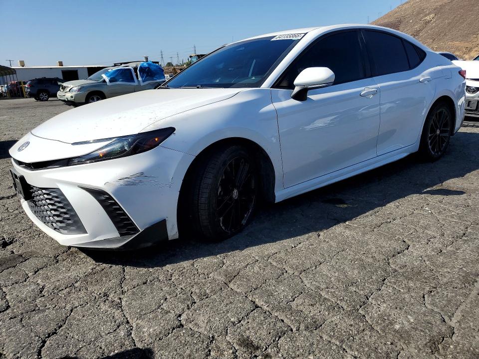 2025 Toyota Camry მანქანა იყიდება აუქციონზე, vin: 4T1DAACK7SU504201, აუქციონის ნომერი: 64155866