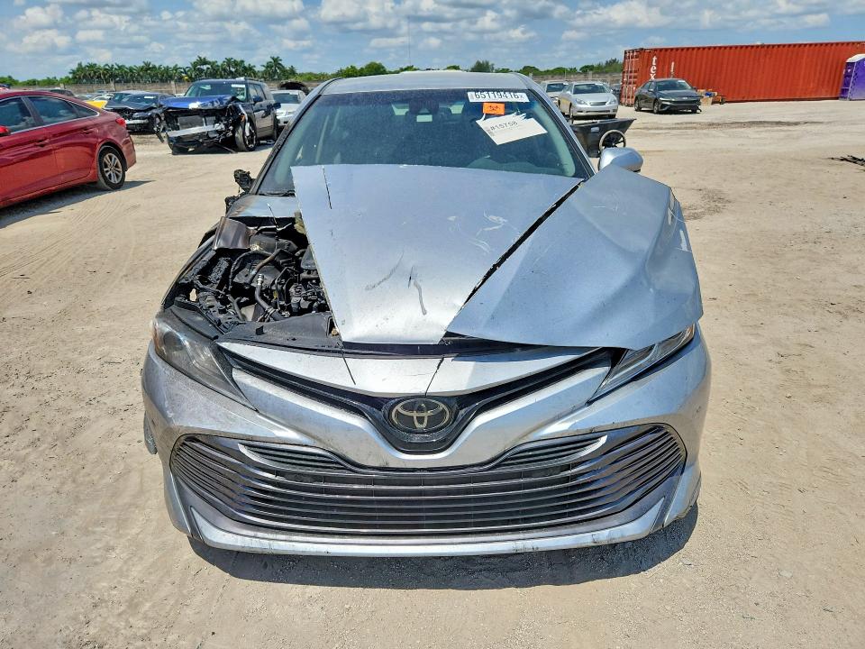 Продажа на аукционе авто 2018 Toyota Camry, vin: 4T1B11HK3JU049362, номер лота: 65119416