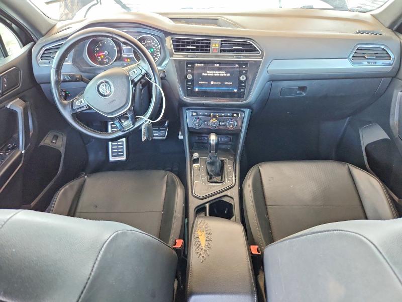 64040576 :رقم المزاد ، 3VV3B7AX7JM196546 vin ، 2018 Volkswagen Tiguan مزاد بيع