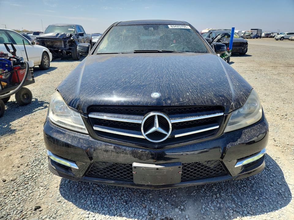 Продаж на аукціоні авто 2013 Mercedes-benz C, vin: WDDGJ4HBXDF994187, номер лоту: 63425706