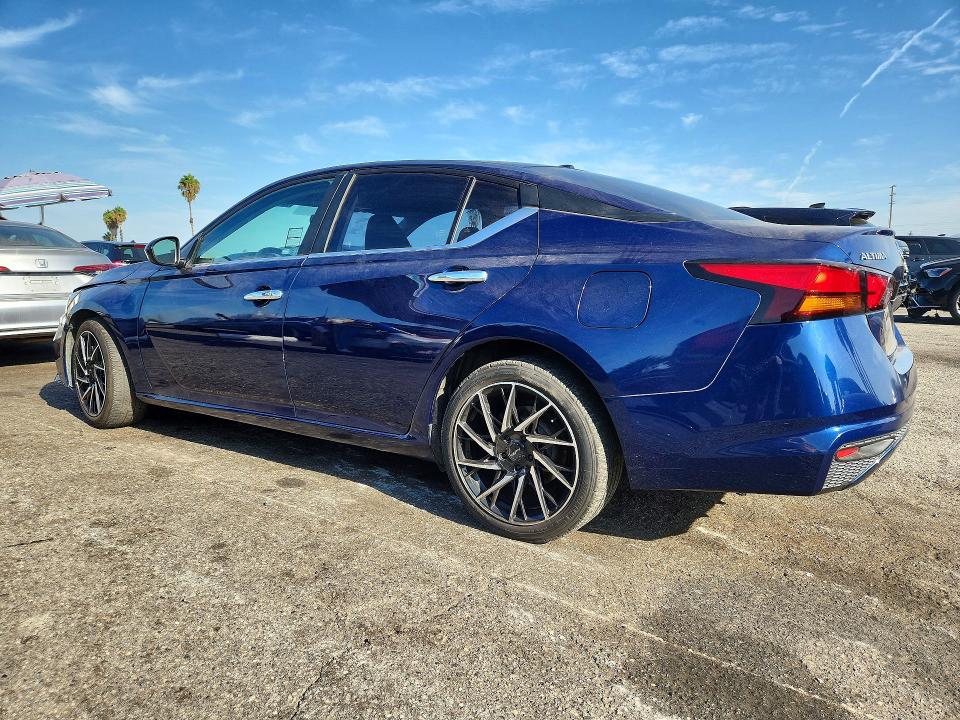 Продаж на аукціоні авто 2020 Nissan Altima, vin: 1N4BL4BV6LC200941, номер лоту: 65397066