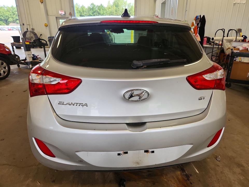 2013 Hyundai Elantra Gt მანქანა იყიდება აუქციონზე, vin: KMHD35LE5DU155649, აუქციონის ნომერი: 65036336