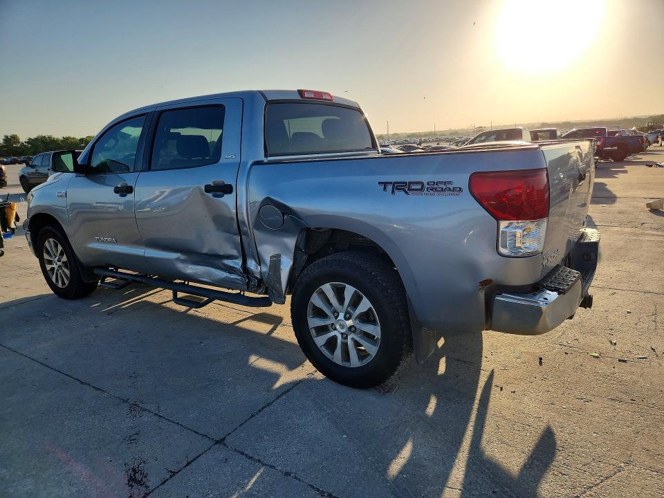 64842346 :رقم المزاد ، 5TFDW5F1XAX156682 vin ، 2010 Toyota Tundra مزاد بيع