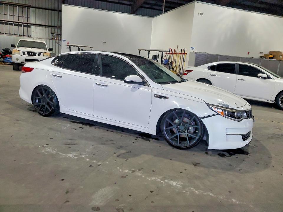 Aukcja sprzedaży 2016 Kia Optima, vin: 5XXGU4L30GG047621, numer aukcji: 64002066