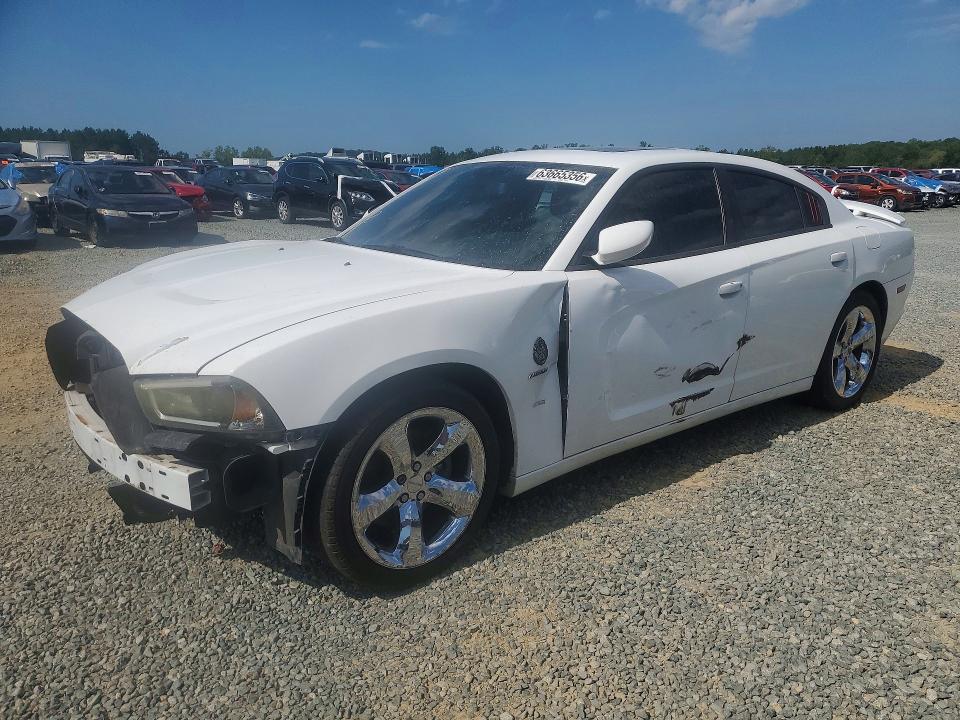 63665356 :رقم المزاد ، 2C3CDXCT4DH651394 vin ، 2013 Dodge Charger مزاد بيع