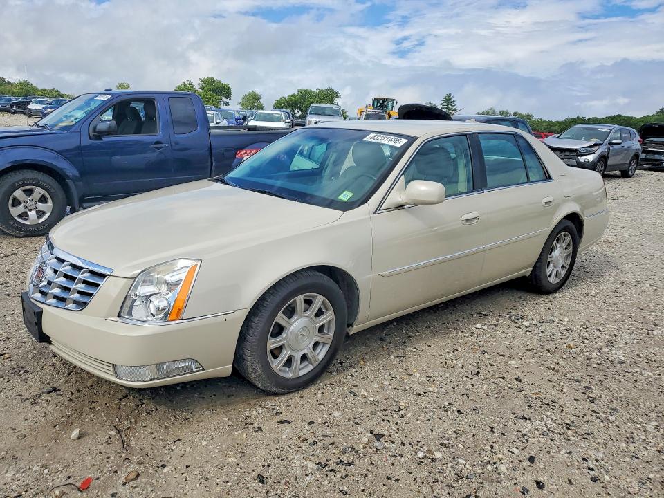 Auction sale of the 2011 Cadillac Dts, vin: 1G6KA5E62BU105167, lot number: 63201486