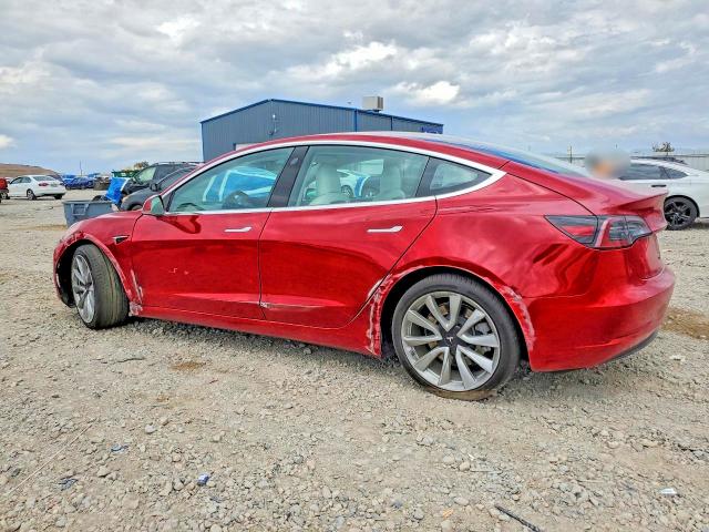 Продажа на аукционе авто 2018 Tesla Model 3, vin: 5YJ3E1EB6JF135162, номер лота: 64689076