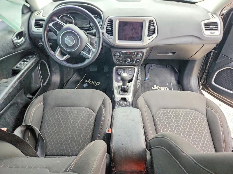 64702076 :رقم المزاد ، 3C4NJDAB5LT174339 vin ، 2020 Jeep Compass مزاد بيع