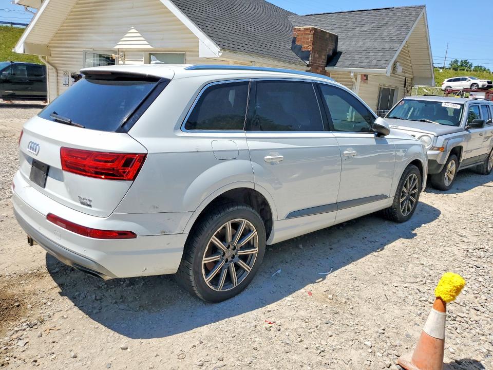 63997766 :رقم المزاد ، WA1LAAF75HD047155 vin ، 2017 Audi Q7 مزاد بيع