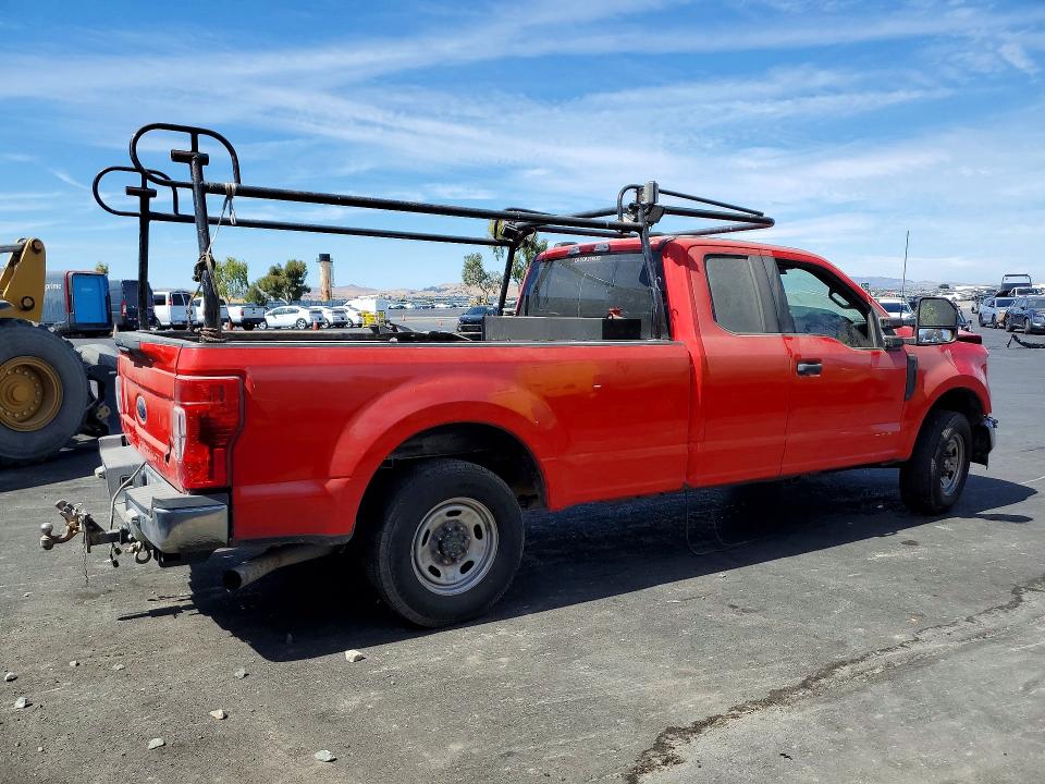 69237046 :رقم المزاد ، 1FT7X2A61NEG05244 vin ، 2022 Ford F250 مزاد بيع