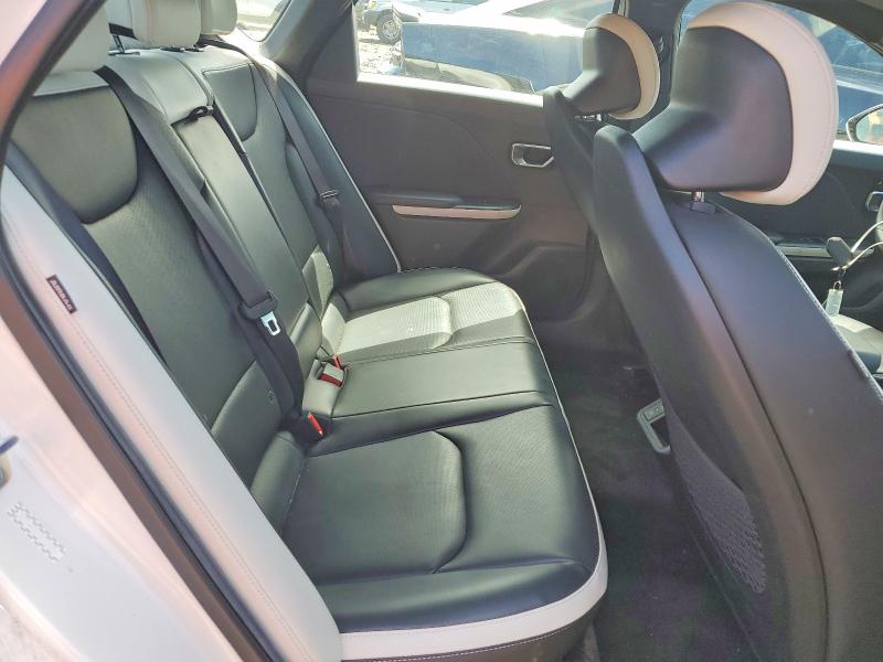2025 Kia K4 მანქანა იყიდება აუქციონზე, vin: 3KPFW4DEXSE038254, აუქციონის ნომერი: 63383966