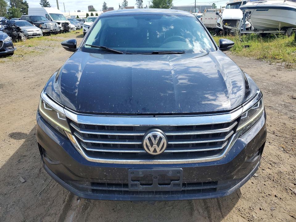 65115186 :رقم المزاد ، 1VWBA7A38MC014866 vin ، 2021 Volkswagen Passat مزاد بيع