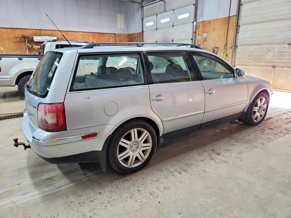 65274336 :رقم المزاد ، WVWCE63B45E131599 vin ، 2005 Volkswagen Passat مزاد بيع