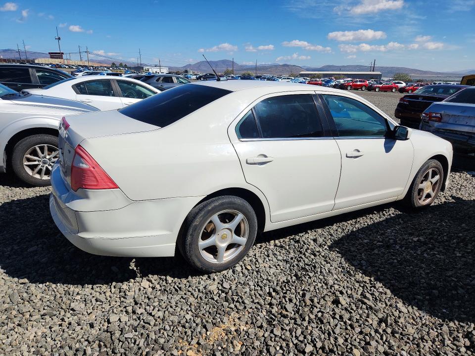 2010 Ford Fusion მანქანა იყიდება აუქციონზე, vin: 3FAHP0HA2AR411113, აუქციონის ნომერი: 58114866