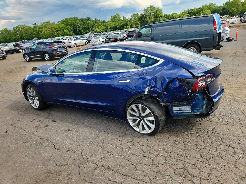 2018 Tesla Model 3 მანქანა იყიდება აუქციონზე, vin: 5YJ3E1EA8JF032168, აუქციონის ნომერი: 65292666