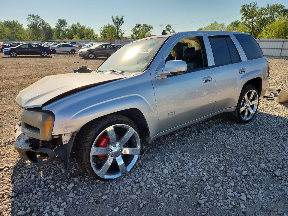 66356016 :رقم المزاد ، 1GNET13H372297145 vin ، 2007 Chevrolet Trailblazer مزاد بيع