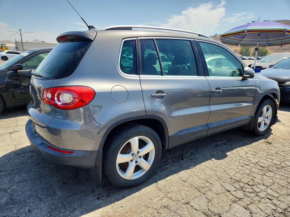 Aukcja sprzedaży 2010 Volkswagen Tiguan, vin: WVGAV9AX6AW518792, numer aukcji: 63989336
