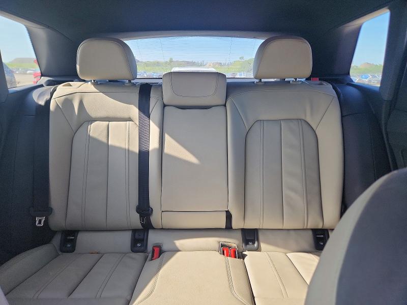 64676826 :رقم المزاد ، WA1H2BFZ9NP013997 vin ، 2022 Audi Q4 E-tron مزاد بيع