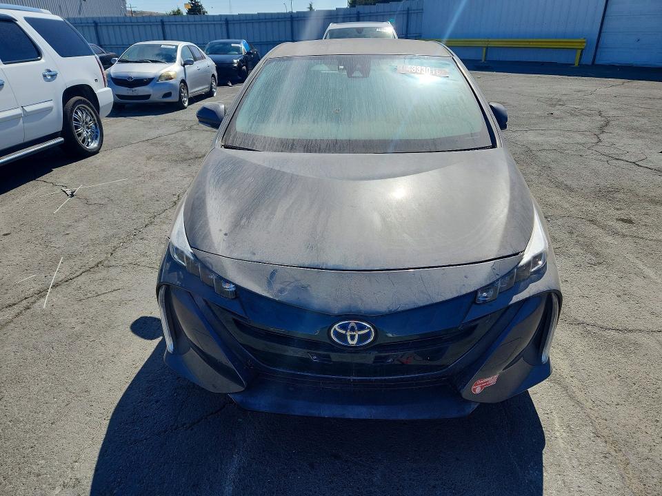 Продаж на аукціоні авто 2017 Toyota Prius Prime, vin: JTDKARFP2H3053906, номер лоту: 64333016
