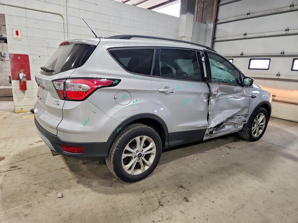 Продаж на аукціоні авто 2018 Ford Escape, vin: 1FMCU9GD2JUC39599, номер лоту: 66040816