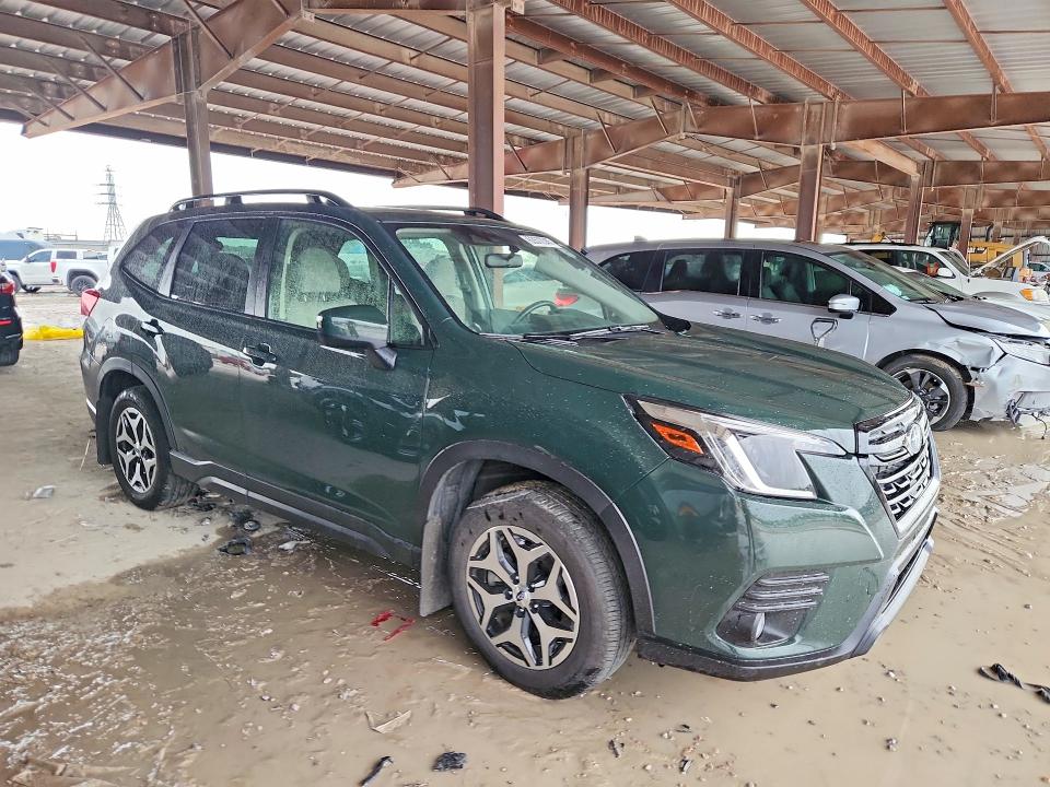 Продажа на аукционе авто 2022 Subaru Forester, vin: JF2SKAEC8NH467902, номер лота: 63572346