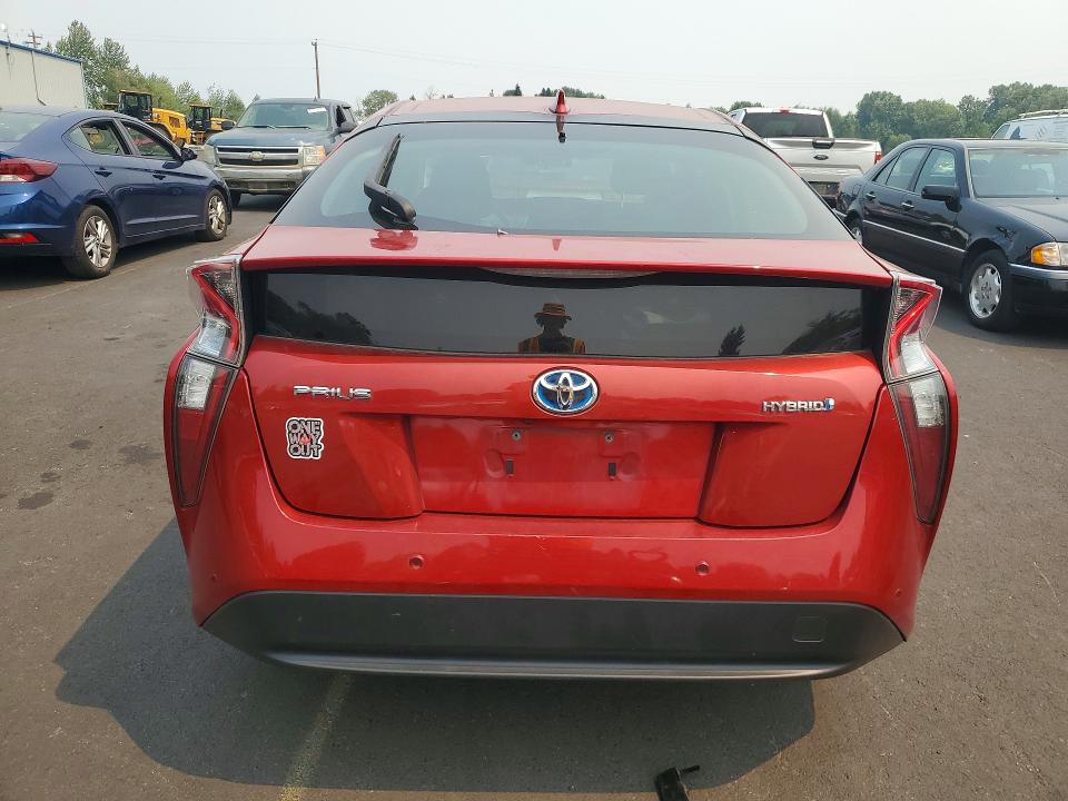63948646 :رقم المزاد ، JTDKARFU9J3067393 vin ، 2018 Toyota Prius مزاد بيع