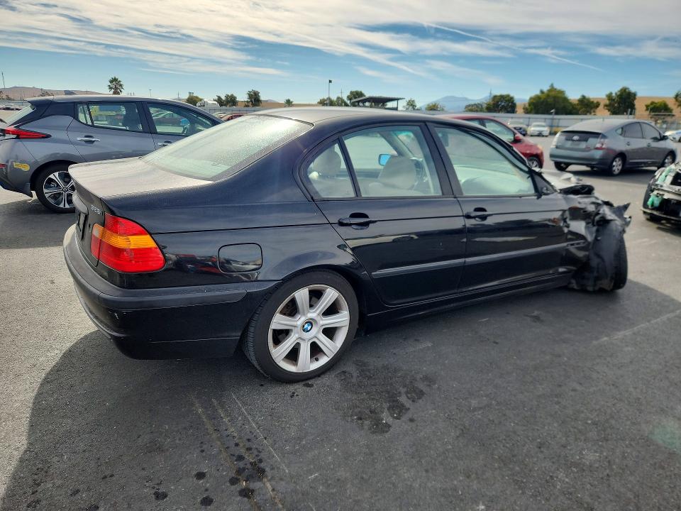 65900416 :رقم المزاد ، WBAEV33482KL76862 vin ، 2002 Bmw 325 مزاد بيع