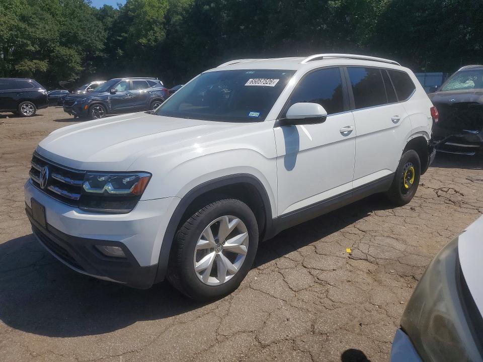 65057526 :رقم المزاد ، 1V2CR2CA8JC562679 vin ، 2018 Volkswagen Atlas مزاد بيع
